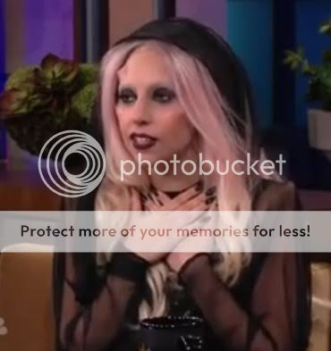 lady gaga bow nails. Lady+gaga+orn+this+