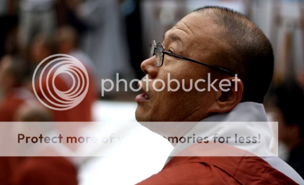 IMAGE: http://i661.photobucket.com/albums/uu334/spongeboabbrothelbank/Img_1432edit.jpg