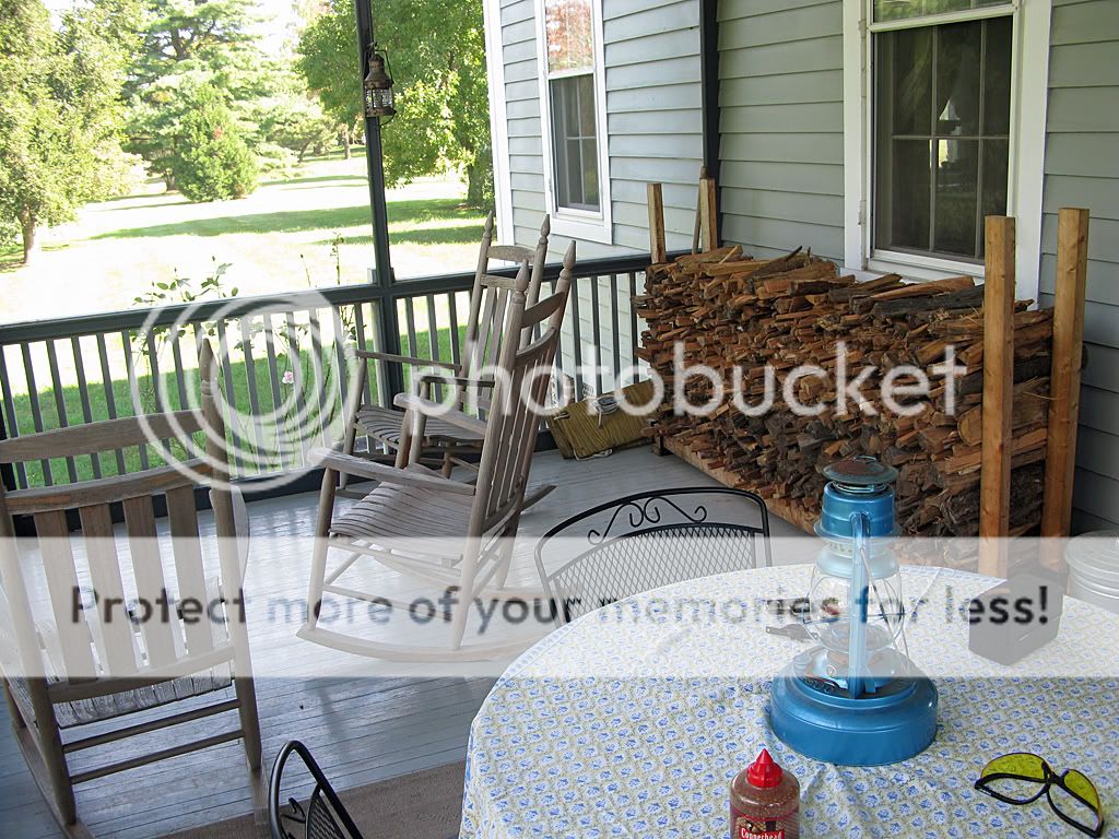 IMAGE: http://i661.photobucket.com/albums/uu337/redfishblufish/Pix/md.jpg