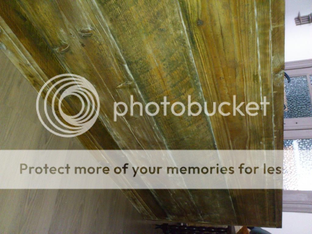 http://i661.photobucket.com/albums/uu339/yowsaman/DSC_0703.jpg
