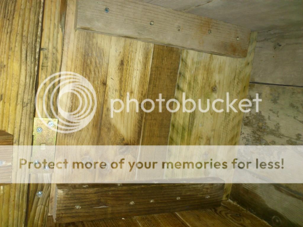 http://i661.photobucket.com/albums/uu339/yowsaman/DSC_0705.jpg