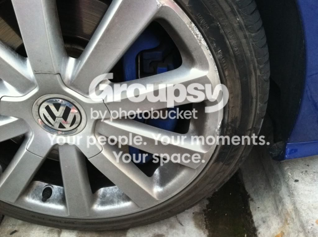 Wrecked R32 | VW Vortex - Volkswagen Forum